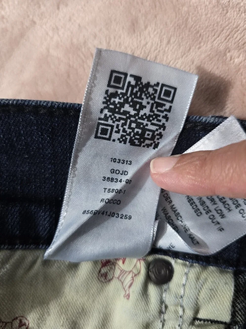 True Religion Rocco Relaxed Skinny Jeans Size 33